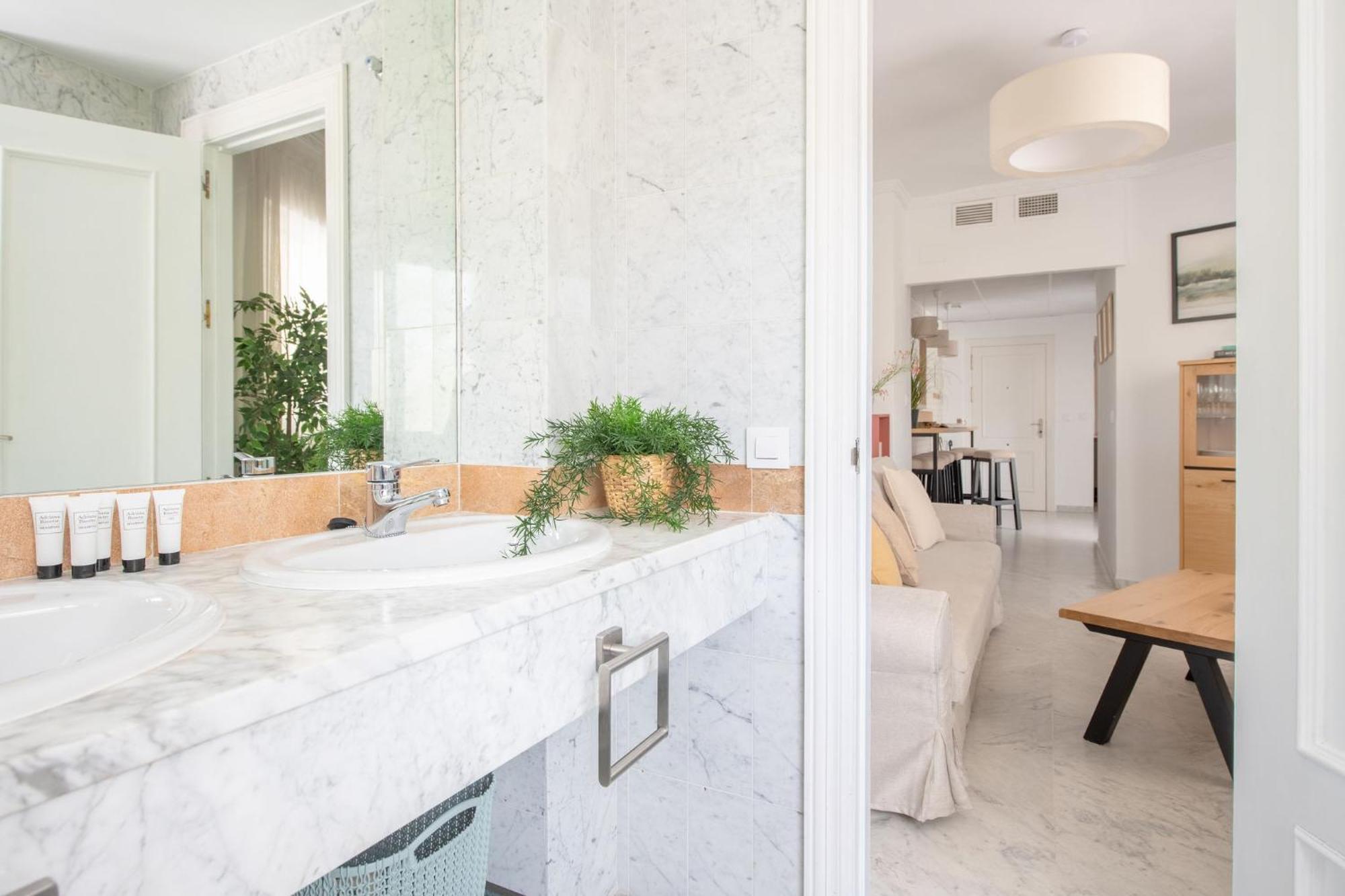 Jardines Del Prado Suite Apartment Sevilla Buitenkant foto